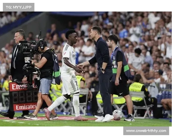 阿隆索谈维尼修斯替补：此为“已经说好了的事情”